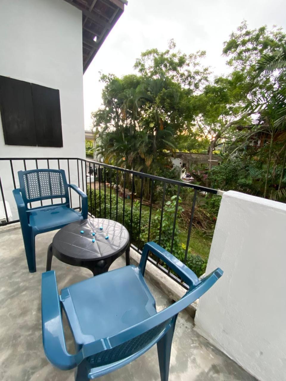 Pearl Villa Rooms and Hostel Unawatuna Exteriör bild