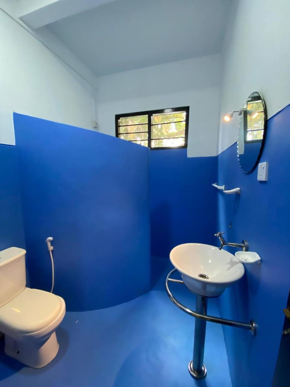 Pearl Villa Rooms and Hostel Unawatuna Exteriör bild